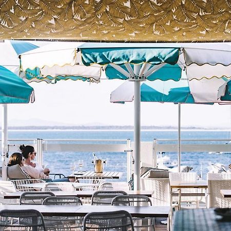 Stay At Shoal Bay Country Club Exterior photo